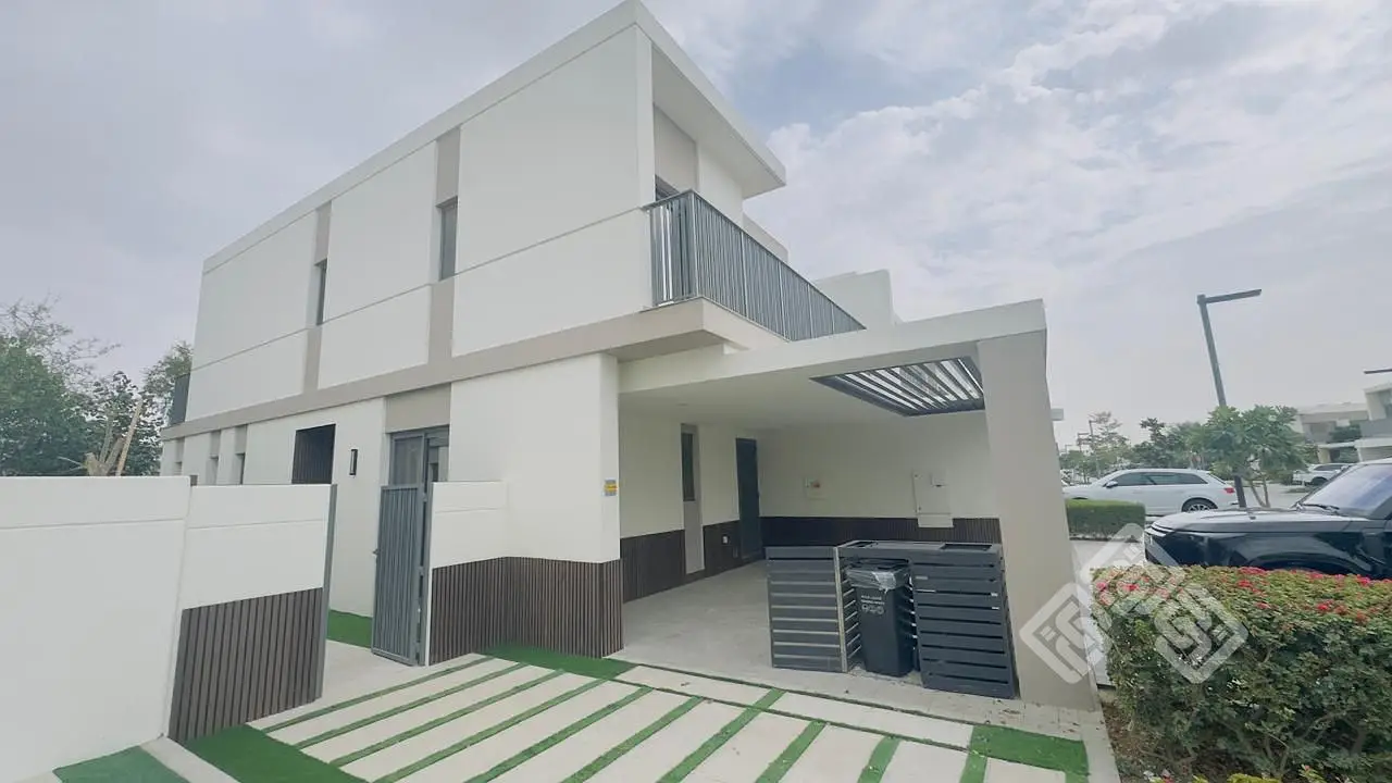 Property Highlights – 4 Bedroom Townhouse in Tilal Al Ghaf